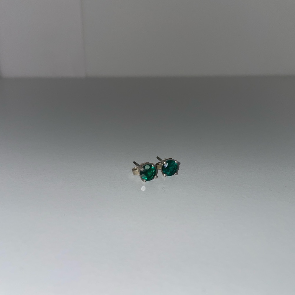 Elegant Green Stud Earrings